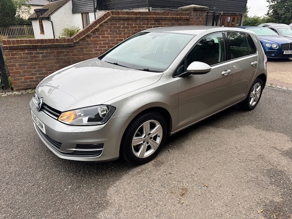Used Volkswagen Golf 2016 for sale - 75946921: Photo 3