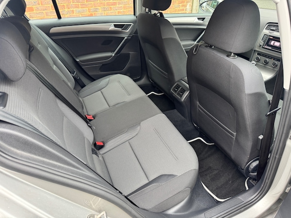Used Volkswagen Golf 2016 for sale - 75946921: Photo 8