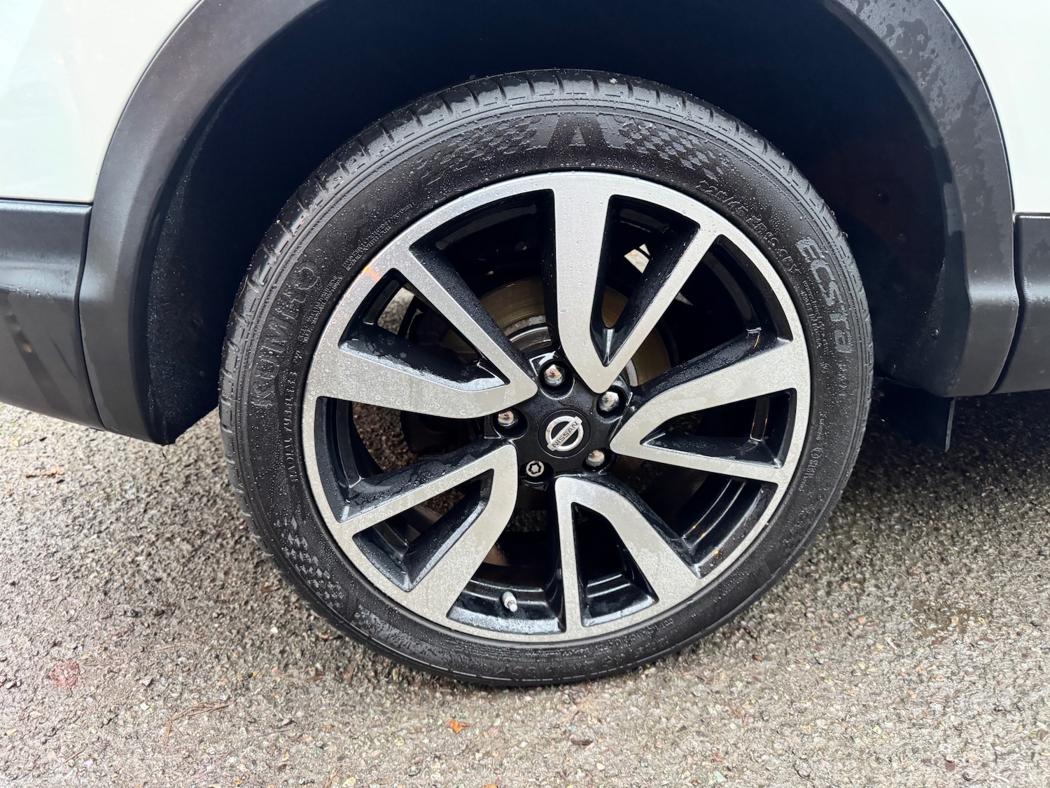 Used Nissan Qashqai 2014 for sale - 76710048: Photo 10