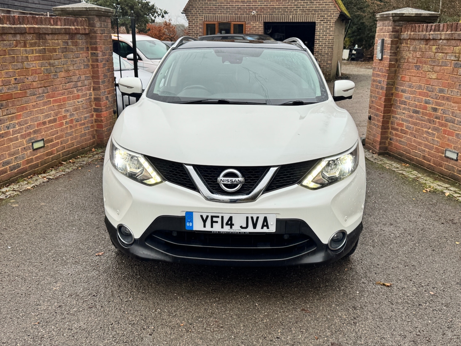 Used Nissan Qashqai 2014 for sale - 76710048: Photo 2