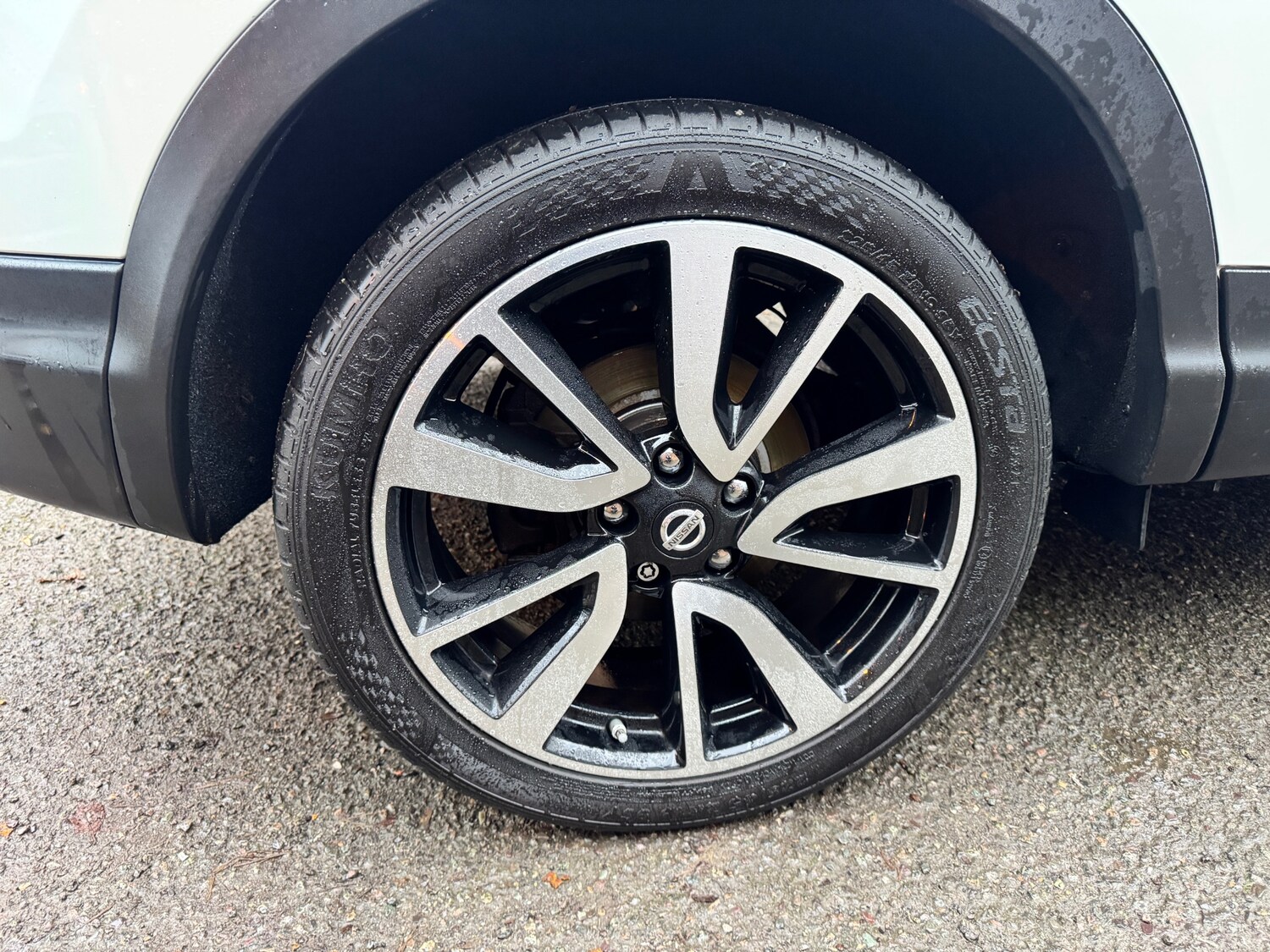 Used Nissan Qashqai 2014 for sale - 76710048: Photo 5