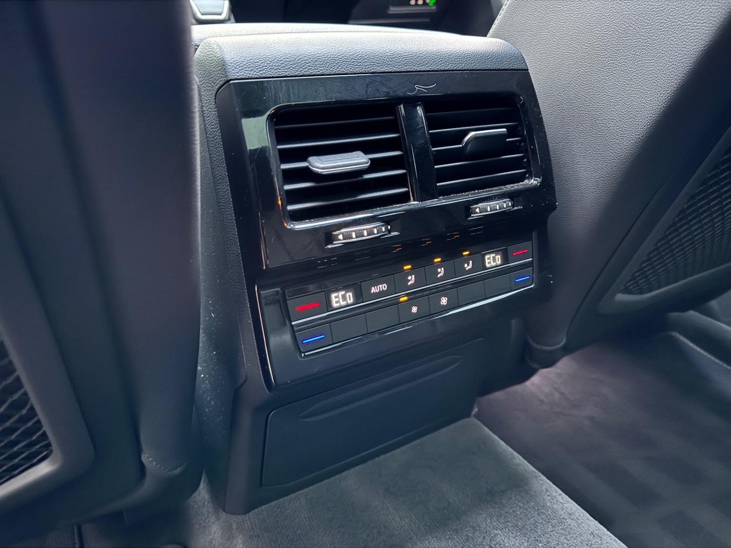 Used Volkswagen Touareg 2021 for sale - 77375868: Photo 21