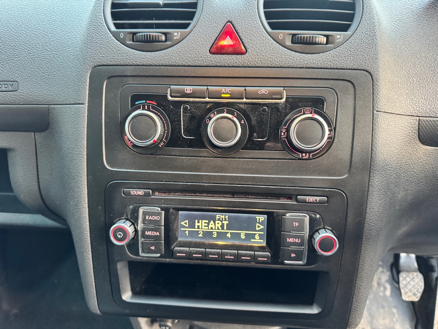 Used Volkswagen Caddy 2015 for sale - 77159046: Photo 8