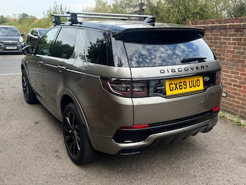 Used Land Rover Discovery Sport 2019 for sale - 79520143: Photo