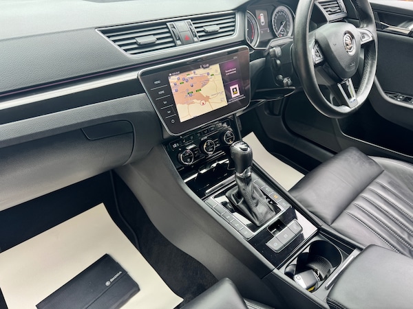 Used Skoda Superb 2017 for sale - 75504891: Photo 12