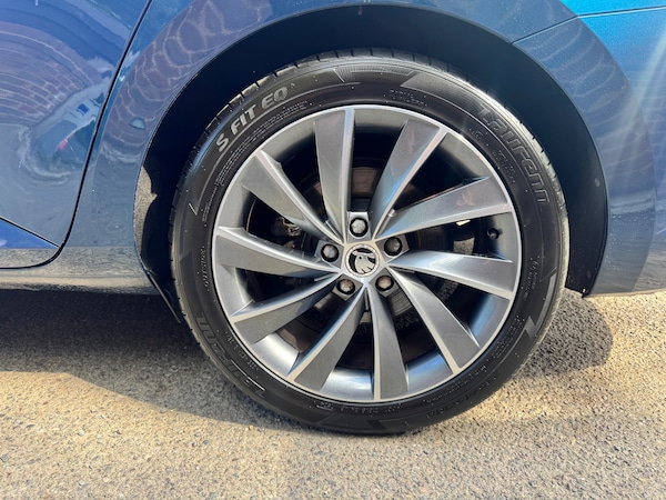 Used Skoda Superb 2017 for sale - 75504891: Photo 44
