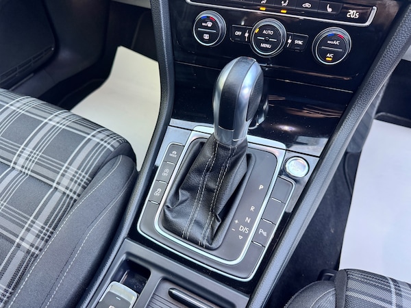 Used Volkswagen Golf 2019 for sale - 75988021: Photo 17