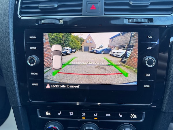 Used Volkswagen Golf 2019 for sale - 75988021: Photo 22