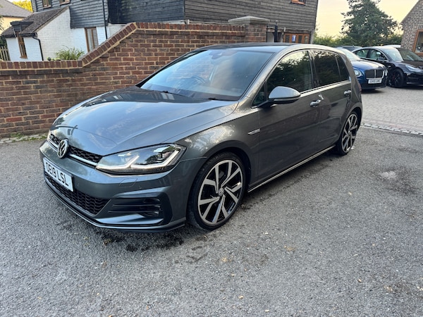 Used Volkswagen Golf 2019 for sale - 75988021: Photo 5