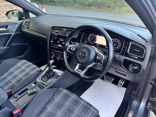 Used Volkswagen Golf 2019 for sale - 75988021: Photo 7