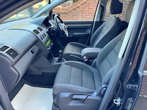 Used Volkswagen Touran 2013 for sale - 76209159: Photo 12
