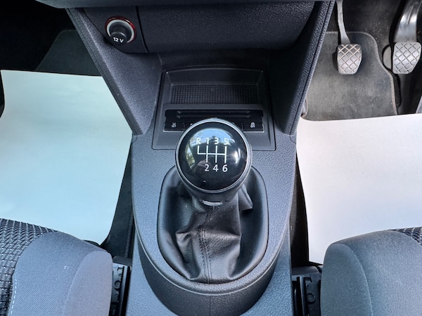 Used Volkswagen Touran 2013 for sale - 76209159: Photo 22