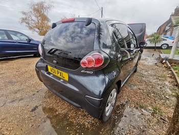 Used Toyota AYGO 2011 for sale - 76436510: Photo