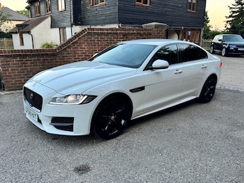 Used Jaguar XF 2018 for sale - 79223150: Photo