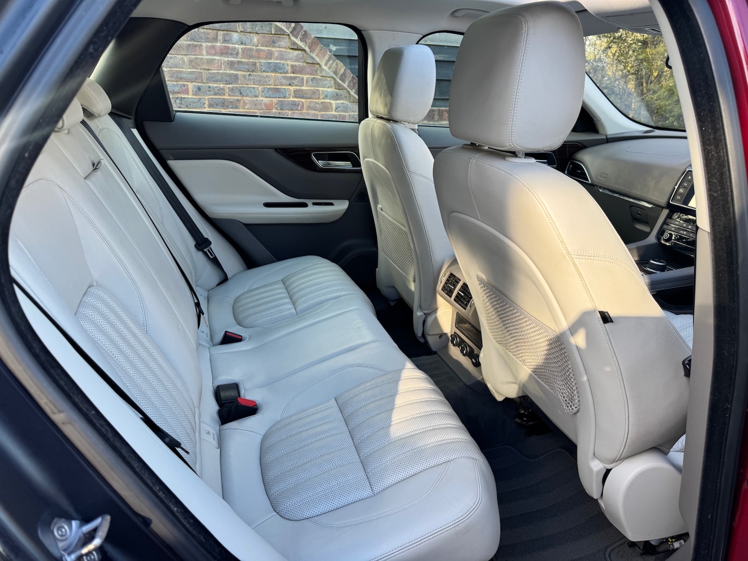 Used Jaguar F-Pace 2016 for sale - 78095635: Photo 11