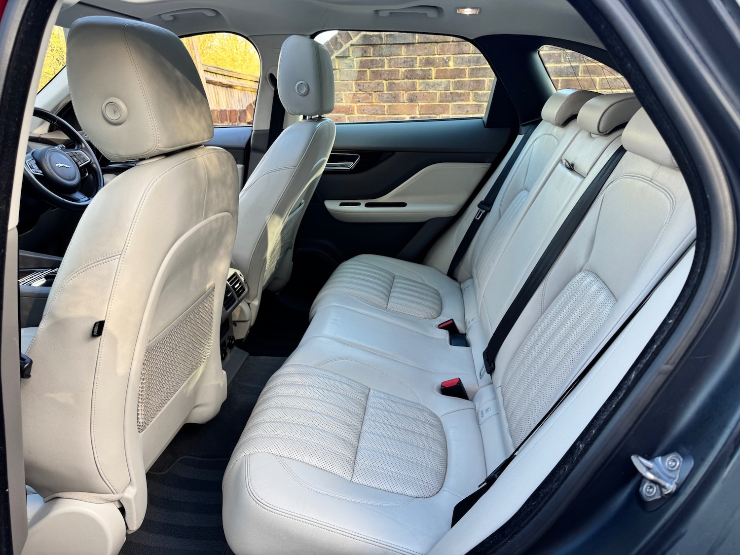 Used Jaguar F-Pace 2016 for sale - 78095635: Photo 15