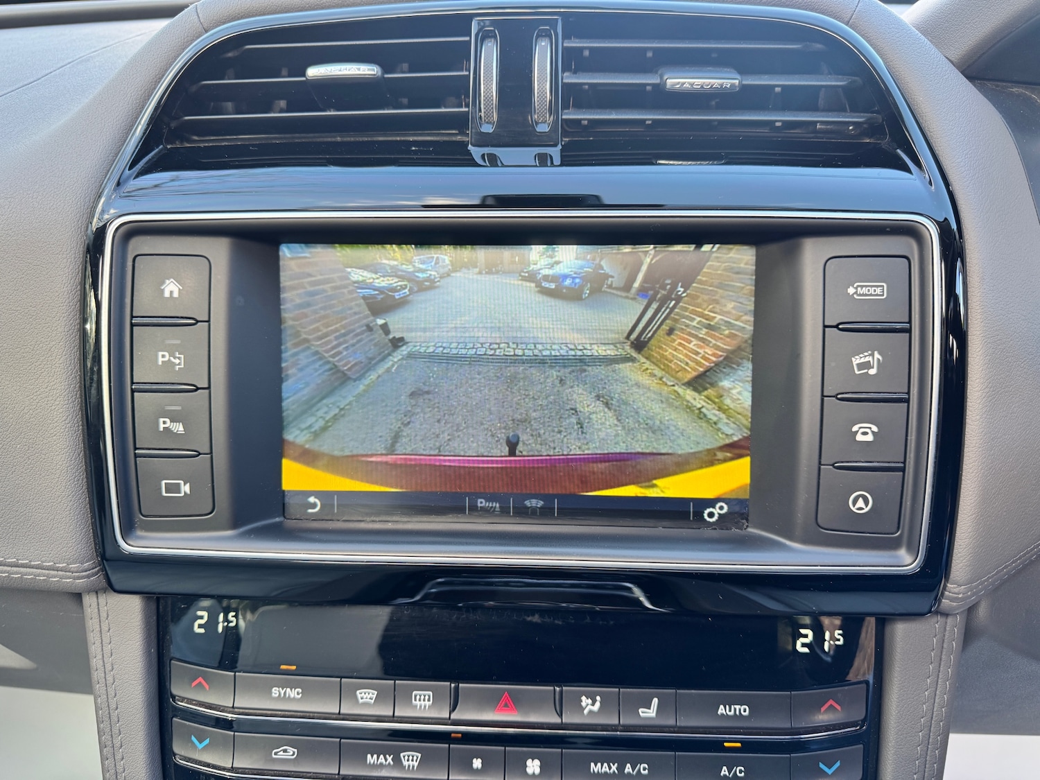 Used Jaguar F-Pace 2016 for sale - 78095635: Photo 20