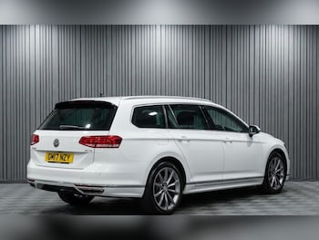 Used Volkswagen Passat 2017 for sale - 78012319: Photo