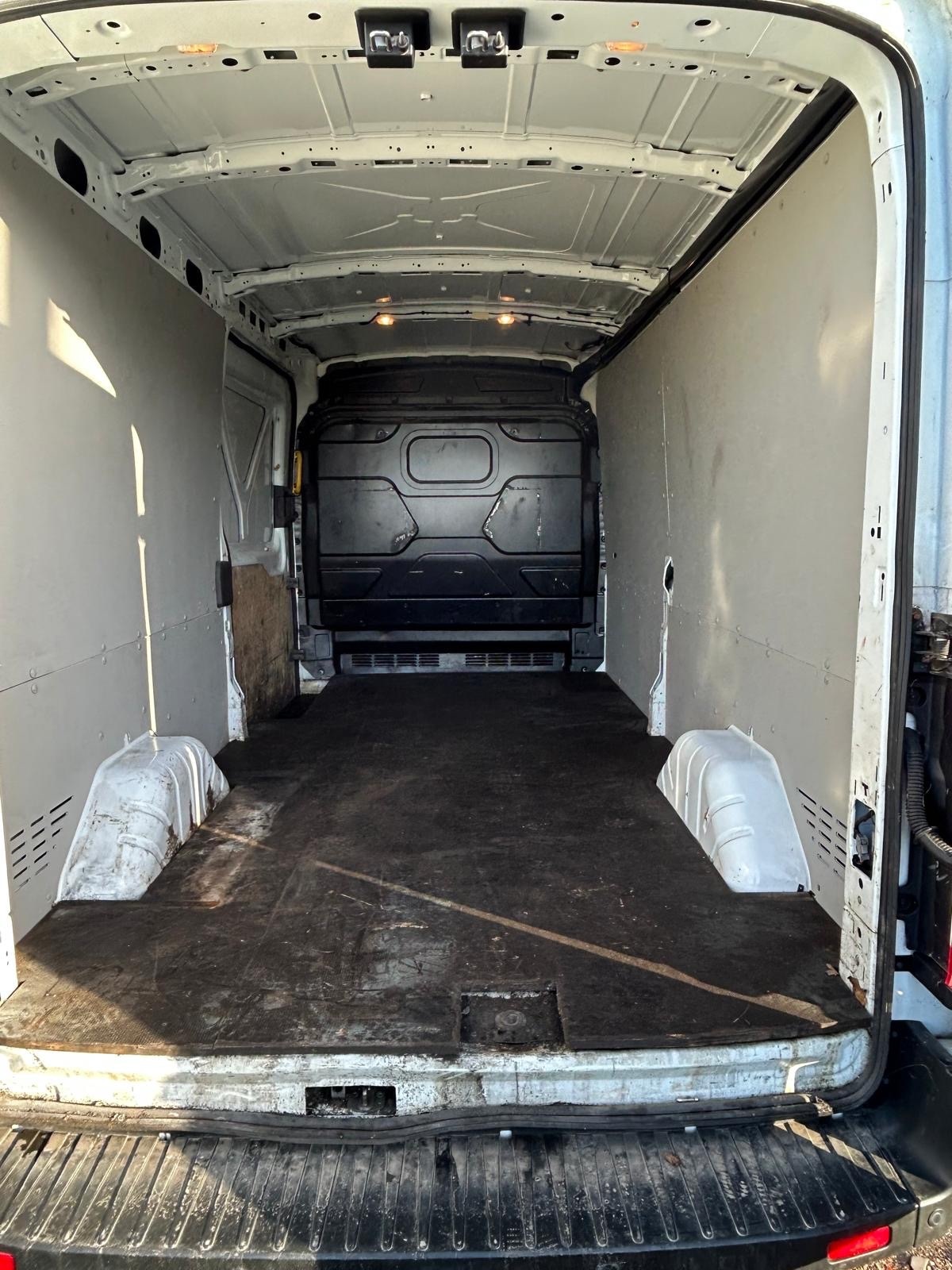 Used Ford Transit 2020 for sale - 77015009: Photo 3