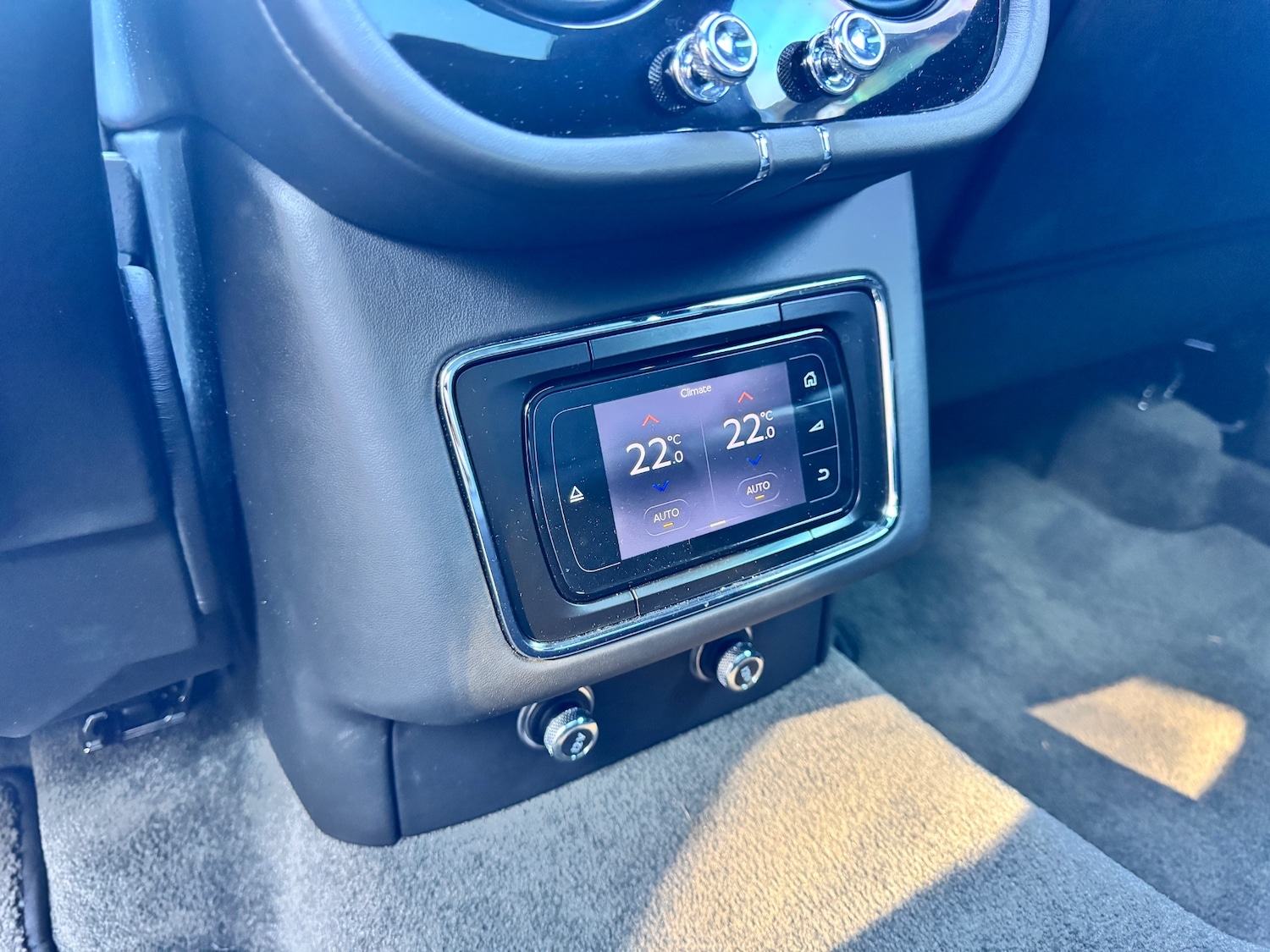 Used Bentley Bentayga 2017 for sale - 77746729: Photo 14