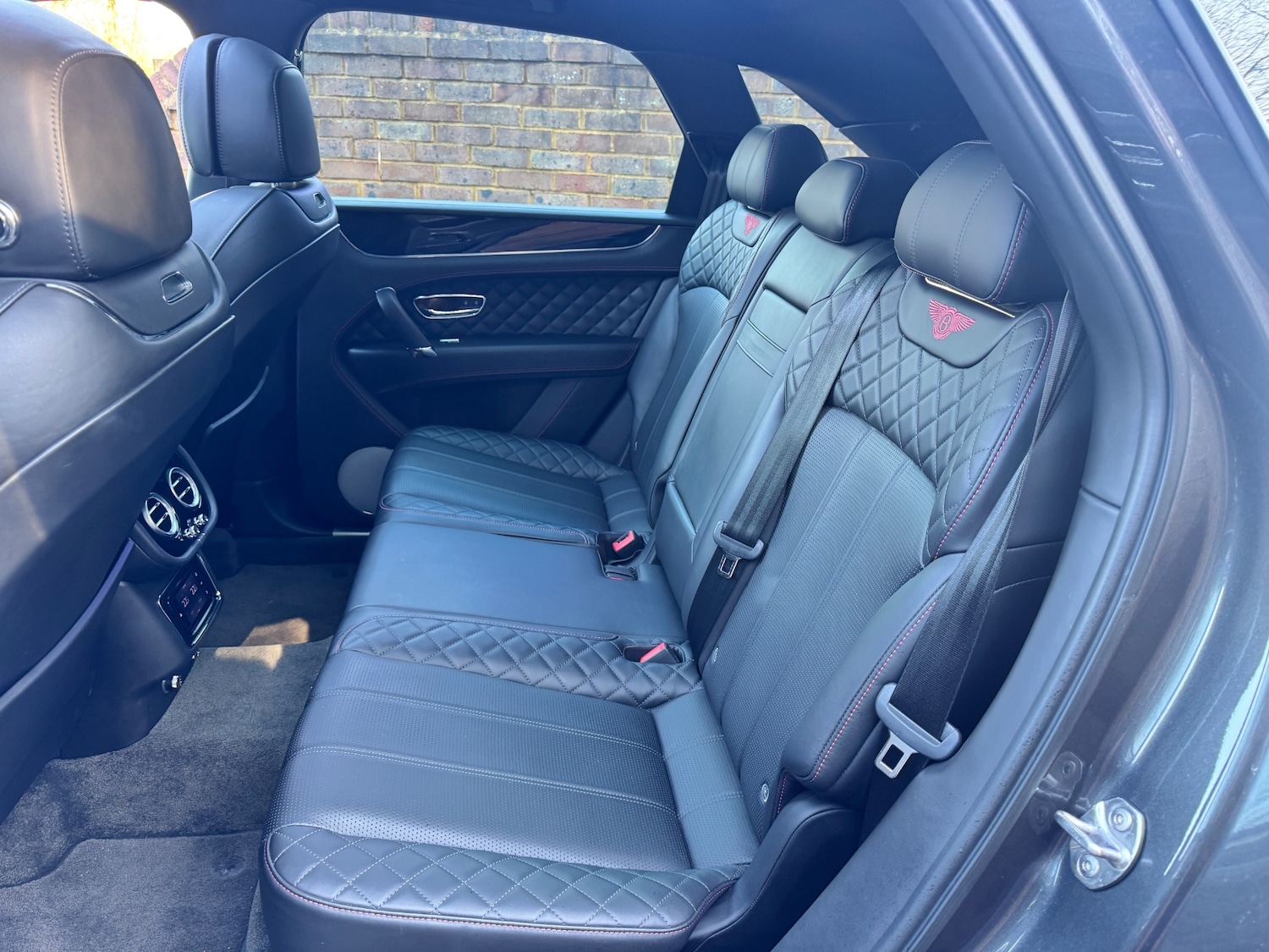 Used Bentley Bentayga 2017 for sale - 77746729: Photo 15