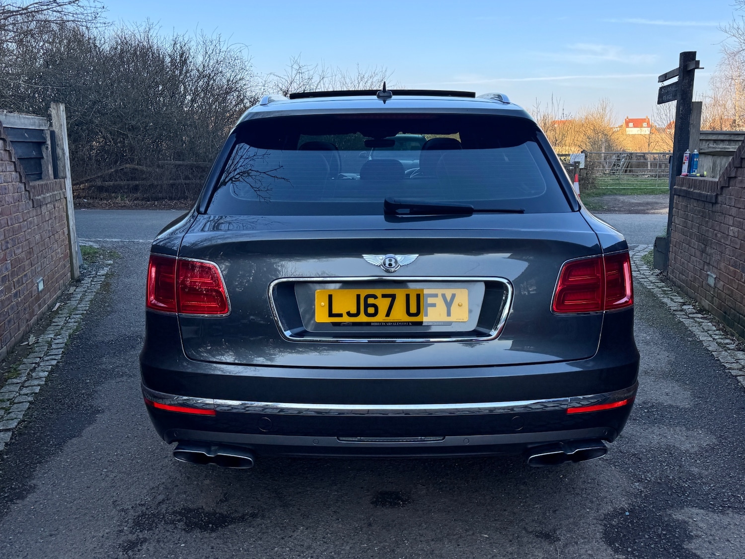Used Bentley Bentayga 2017 for sale - 77746729: Photo 6