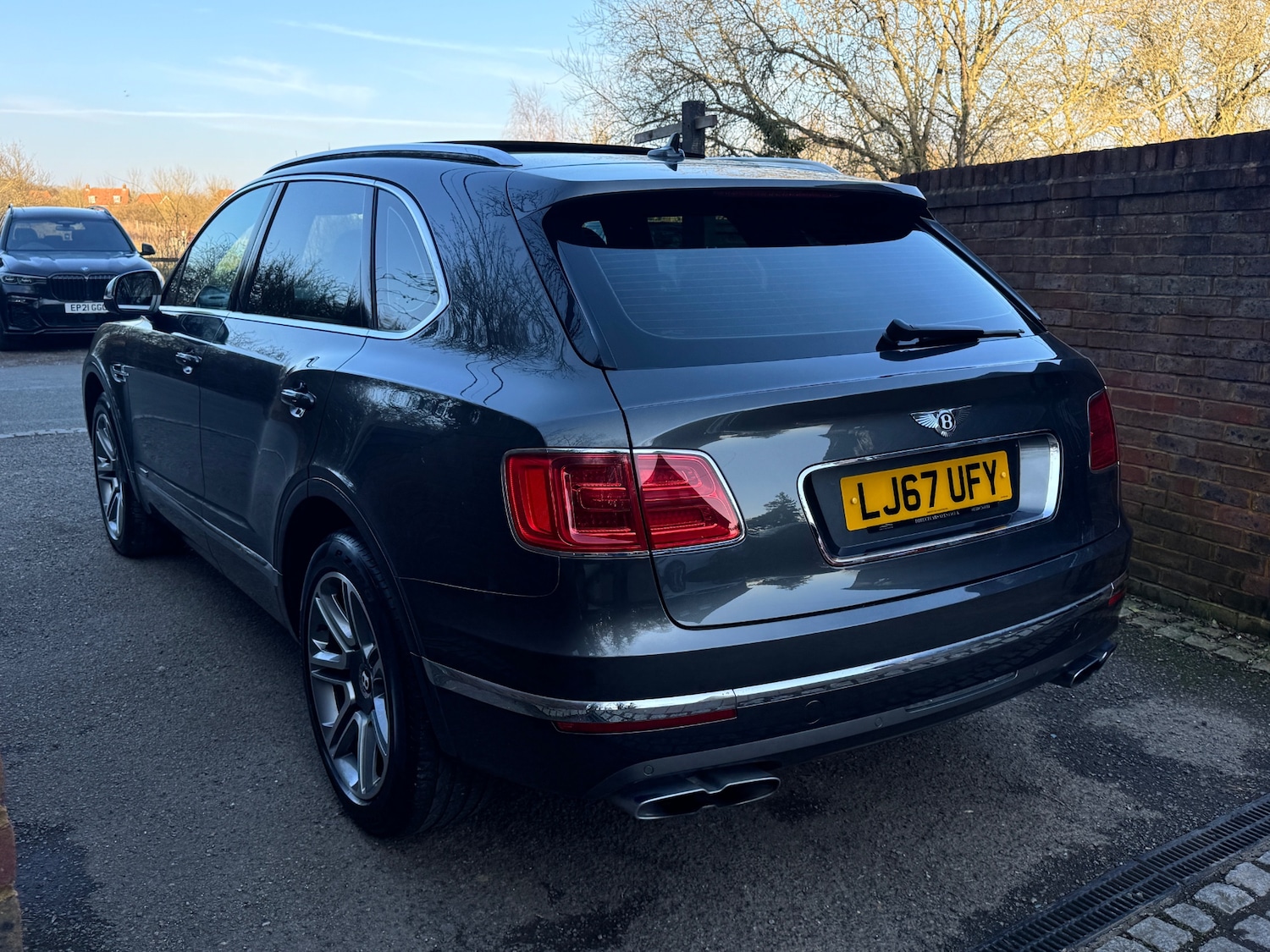 Used Bentley Bentayga 2017 for sale - 77746729: Photo 7