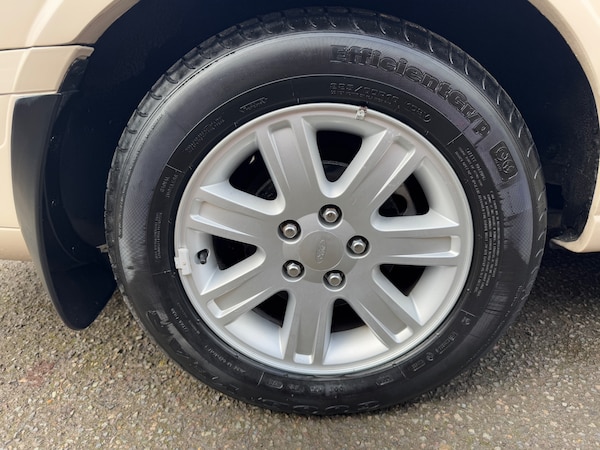 Used Ford Dorchester 2004 for sale - 73645257: Photo 12