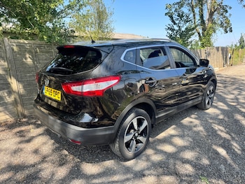 Used Nissan Qashqai 2016 for sale - 79223153: Photo
