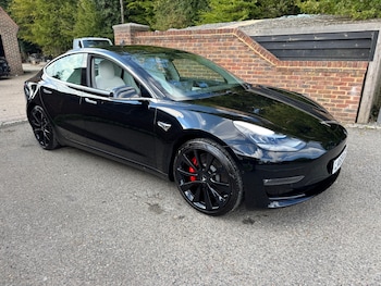 Tesla - Model 3