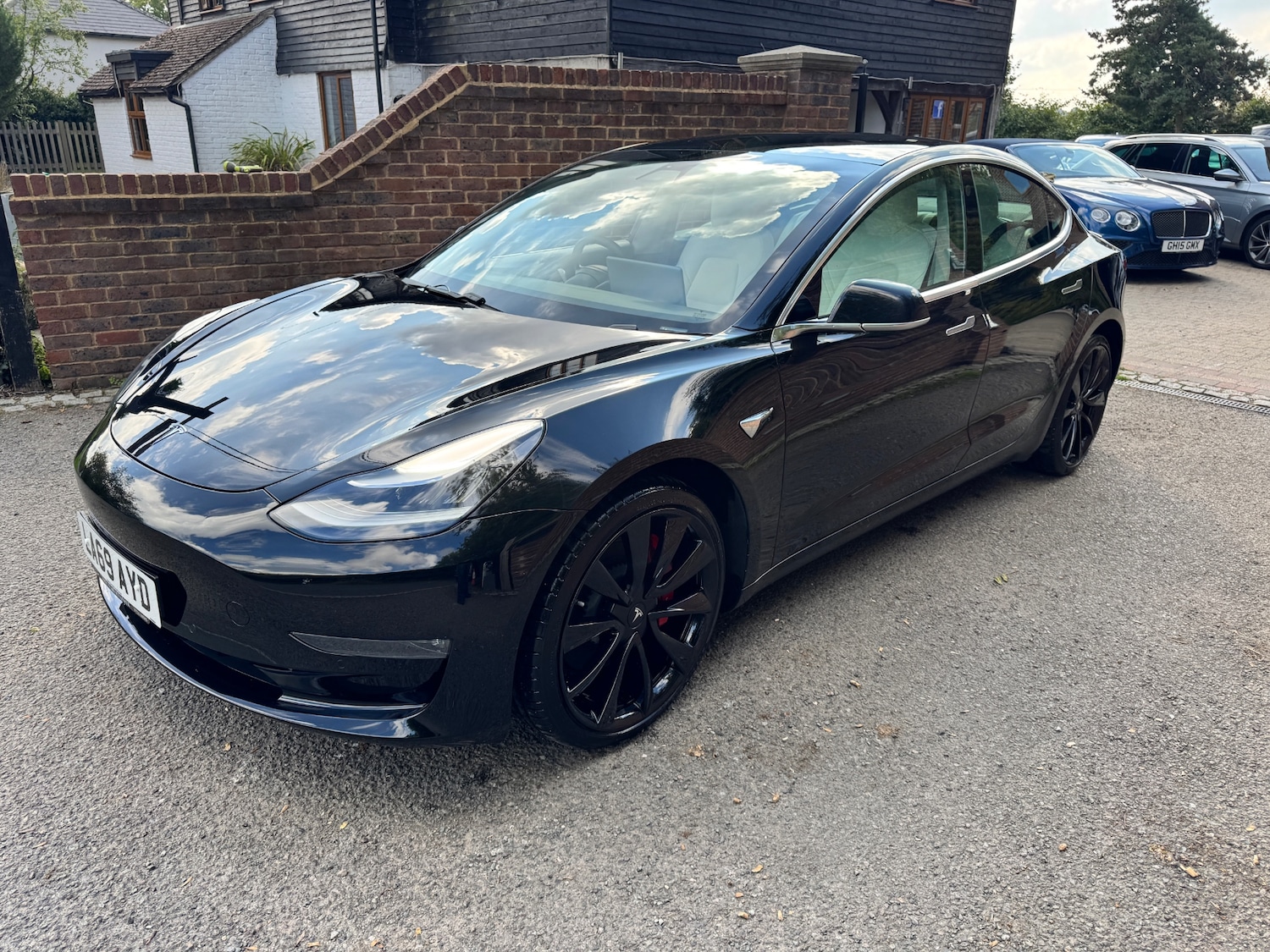 Used Tesla Model 3 2019 for sale - 76097626: Photo 3