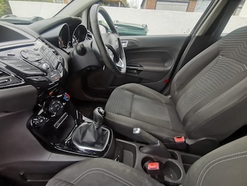 Used Ford Fiesta 2015 for sale - 76436573: Photo