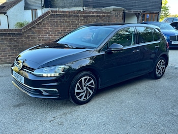 Used Volkswagen Golf 2019 for sale - 78333382: Photo