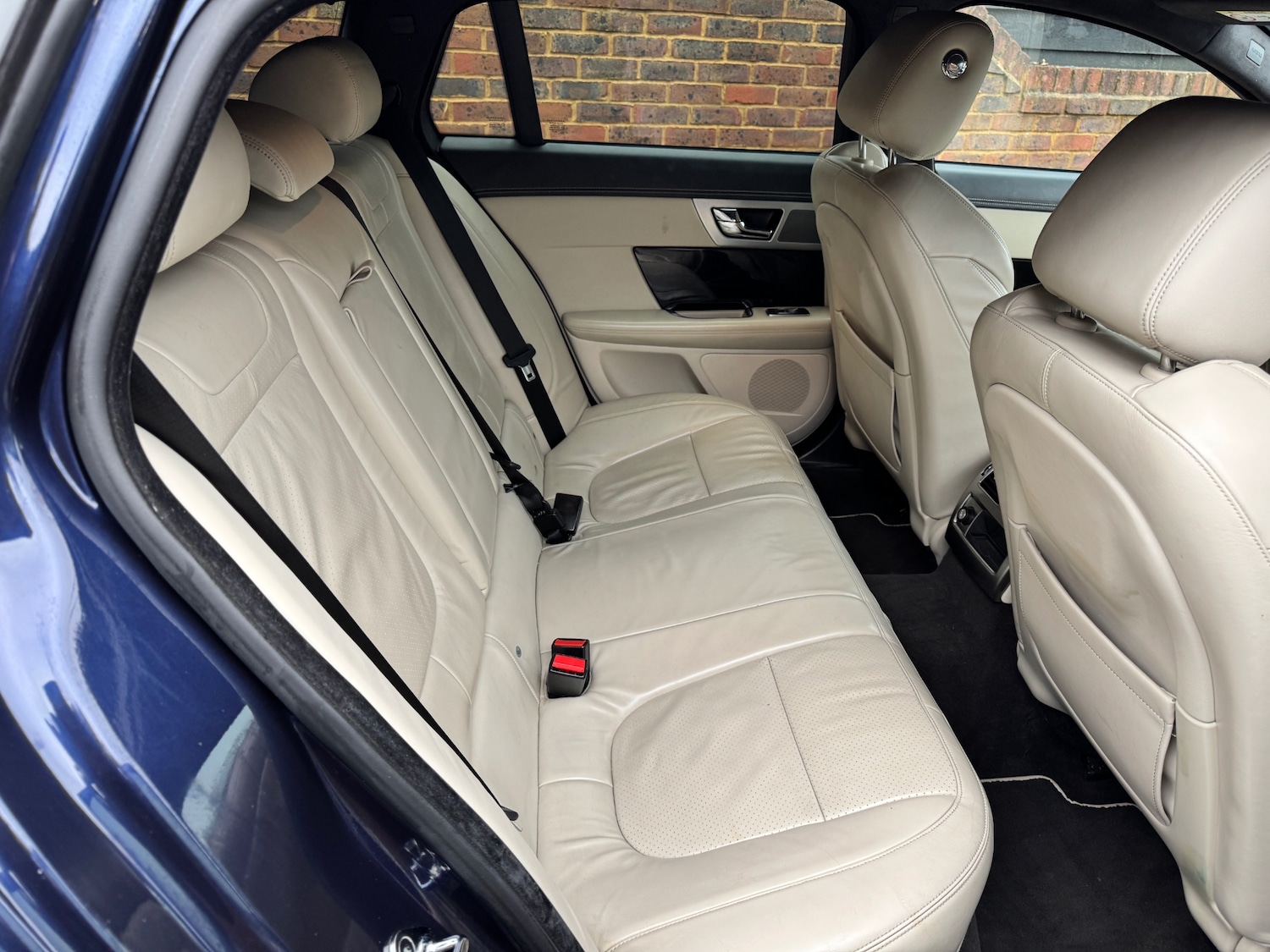 Used Jaguar XF 2015 for sale - 77129708: Photo 8