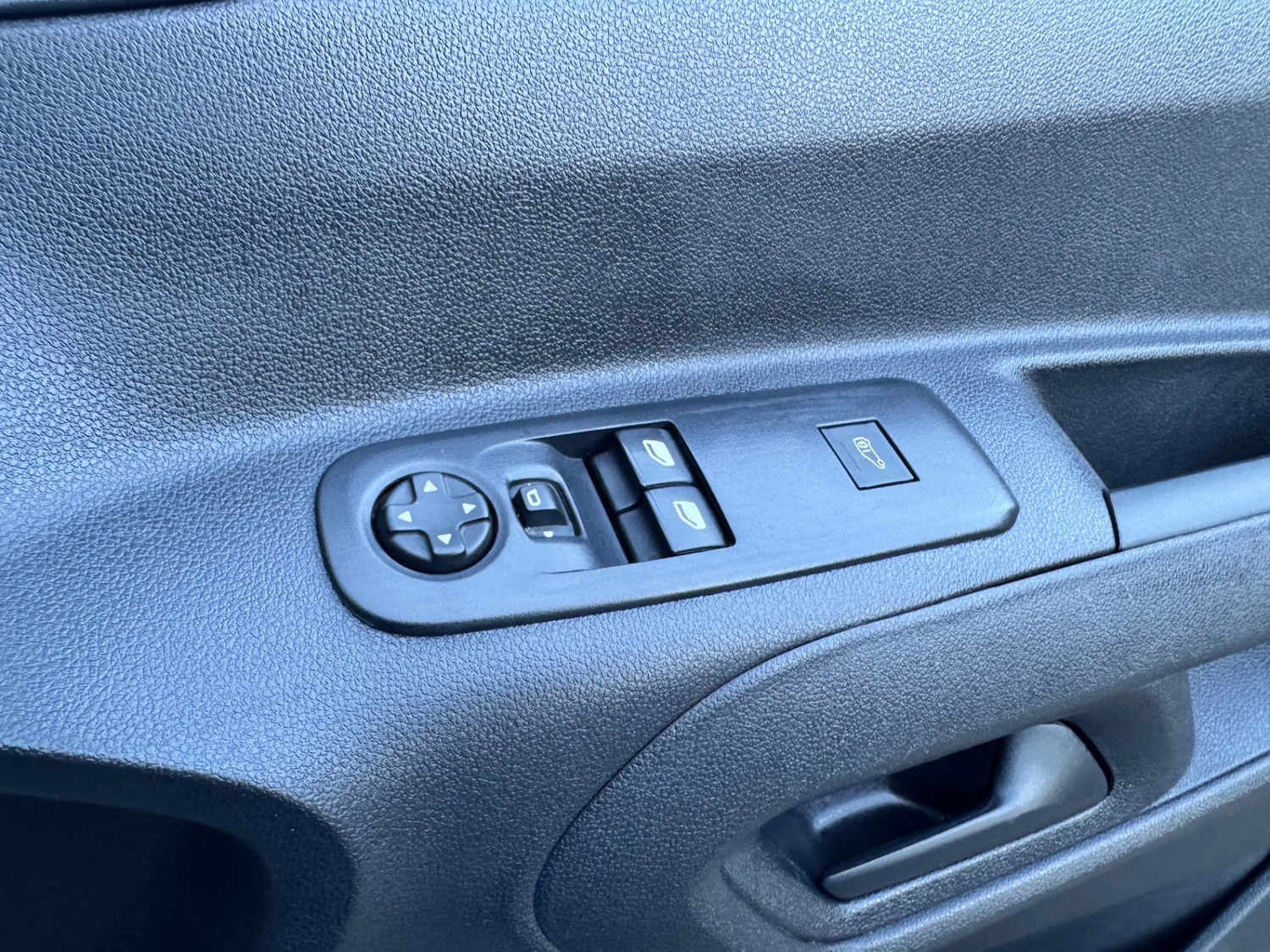 Used Vauxhall Combo 2023 for sale - 77976895: Photo 24