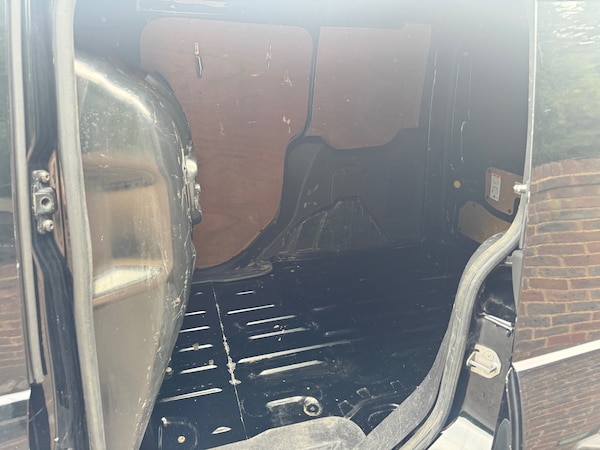 Used Ford Transit Connect 2017 for sale - 75239261: Photo 12