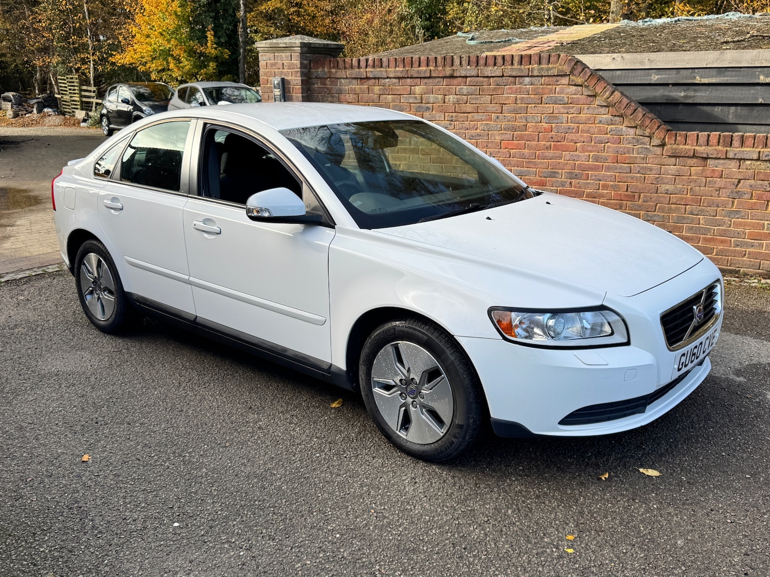 Used Volvo S40 2010 for sale - 76436592: Photo 1