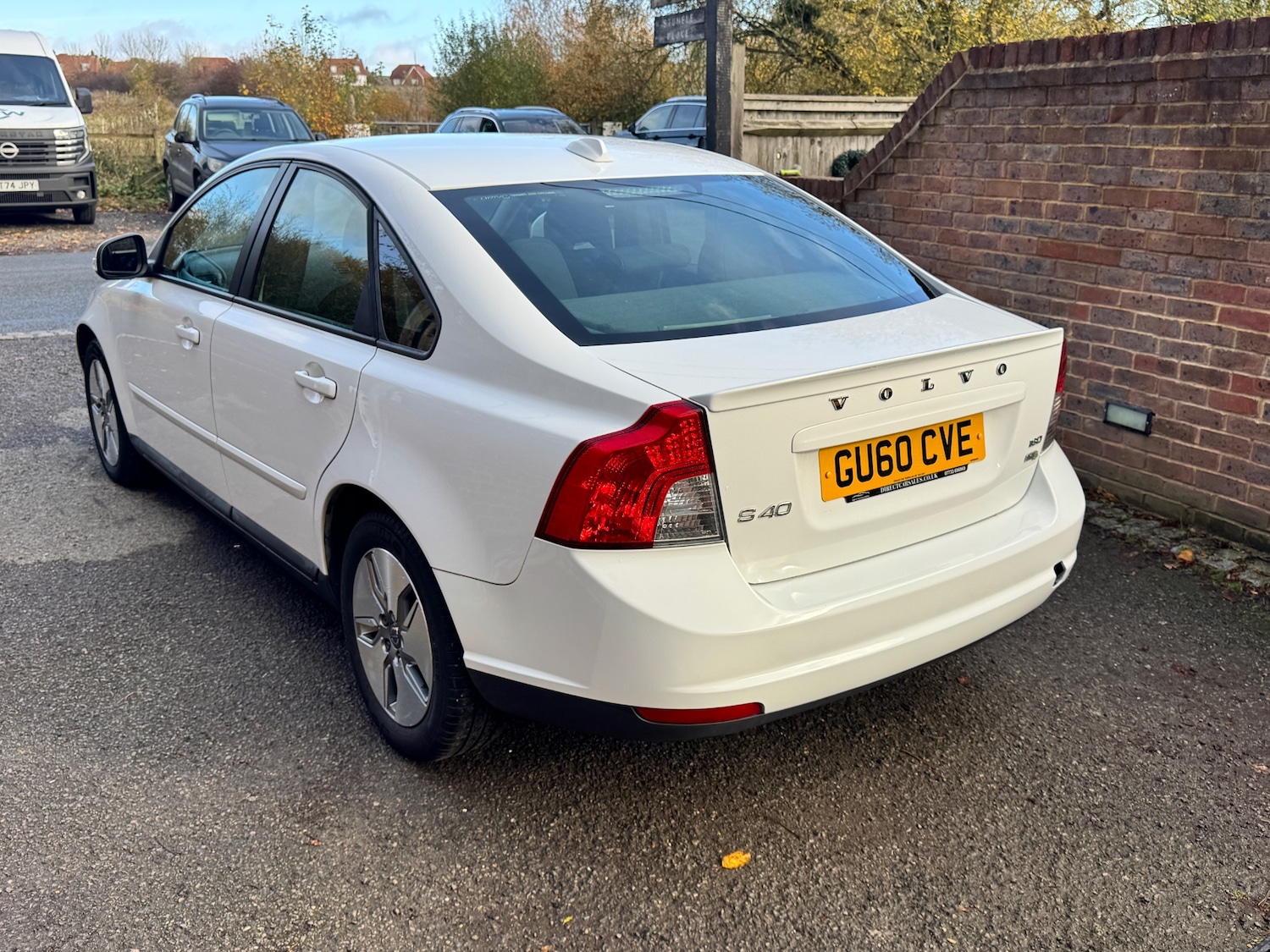 Used Volvo S40 2010 for sale - 76436592: Photo 3