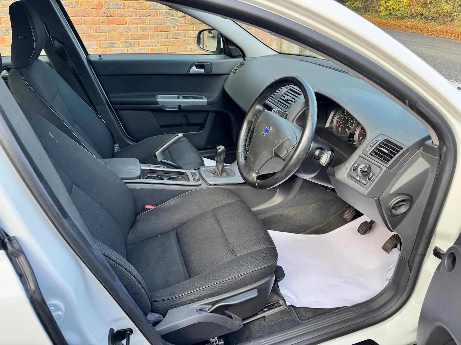 Used Volvo S40 2010 for sale - 76436592: Photo 6