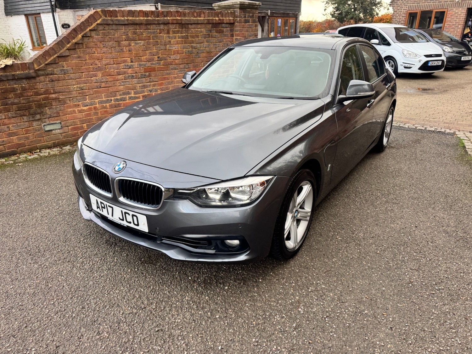 Used BMW 3 Series 2017 for sale - 76527306: Photo 12