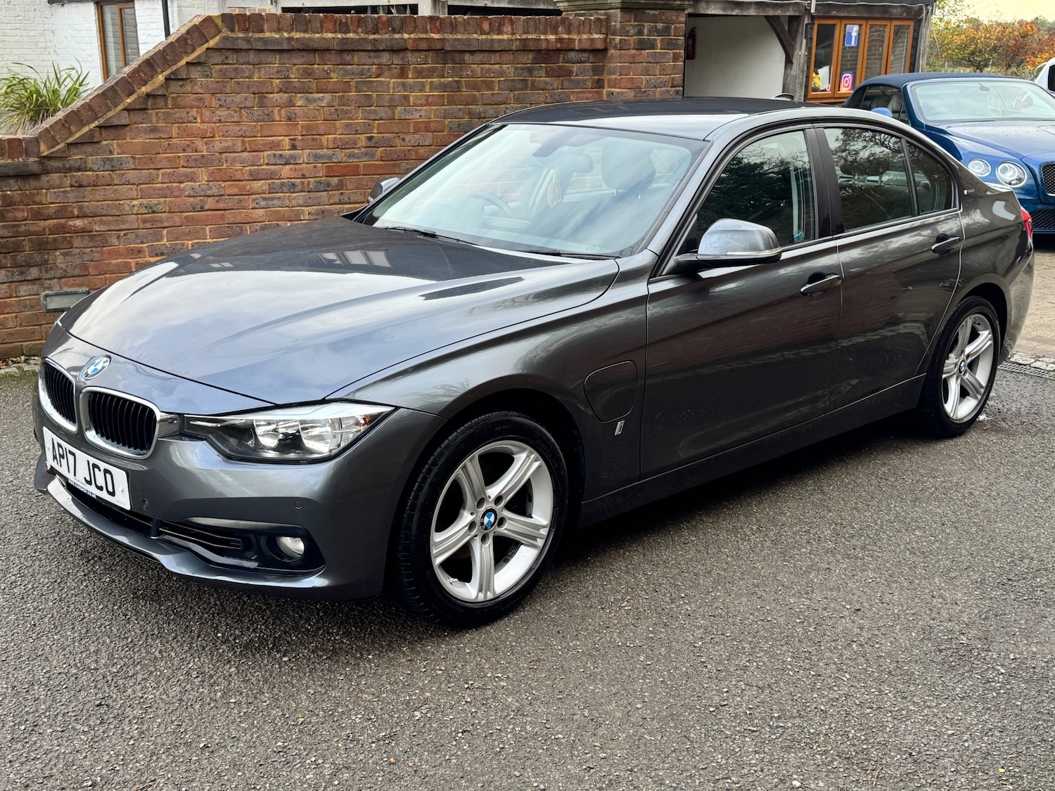 Used BMW 3 Series 2017 for sale - 76527306: Photo 3