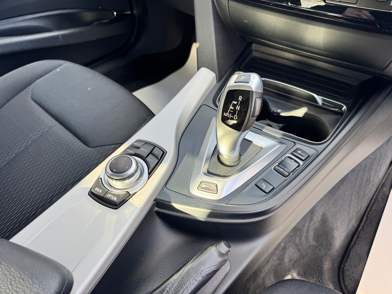 Used BMW 3 Series 2017 for sale - 76527306: Photo 32