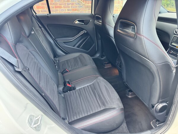 Used Mercedes-Benz A-Class 2017 for sale - 76231072: Photo 8