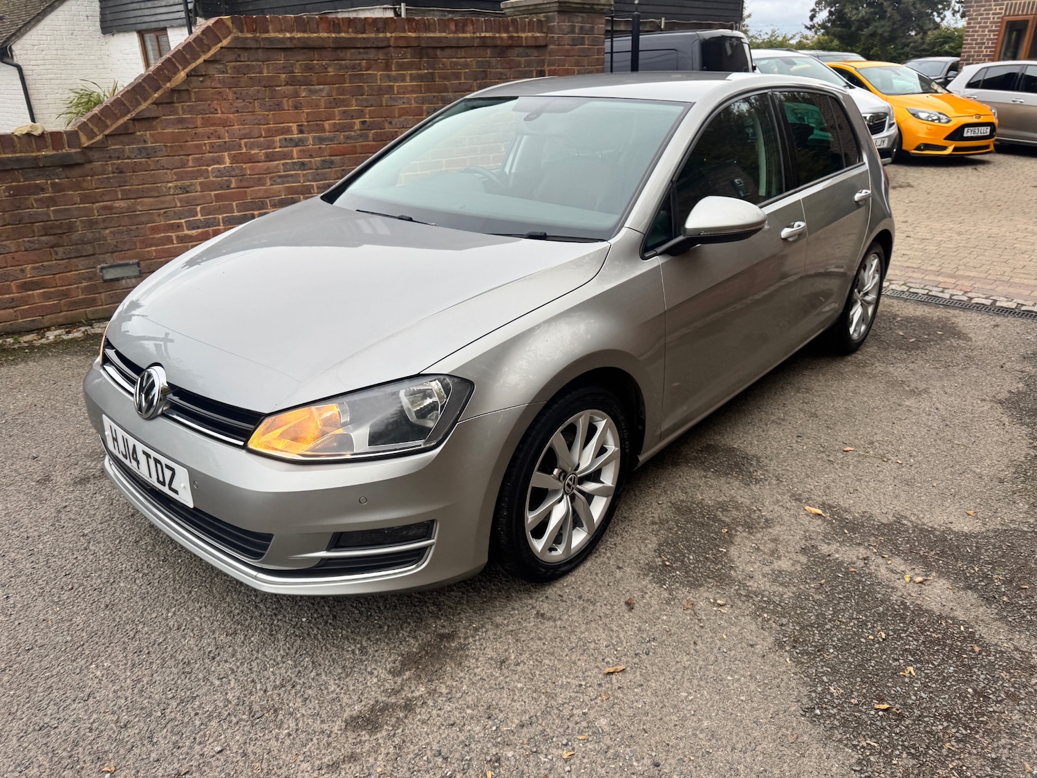 Used Volkswagen Golf 2014 for sale - 76340073: Photo 14