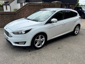 Used Ford Focus 2015 for sale - 78584800: Photo