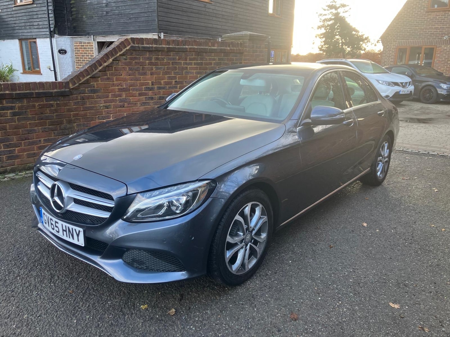 Used Mercedes-Benz C Class 2015 for sale - 76830796: Photo 4