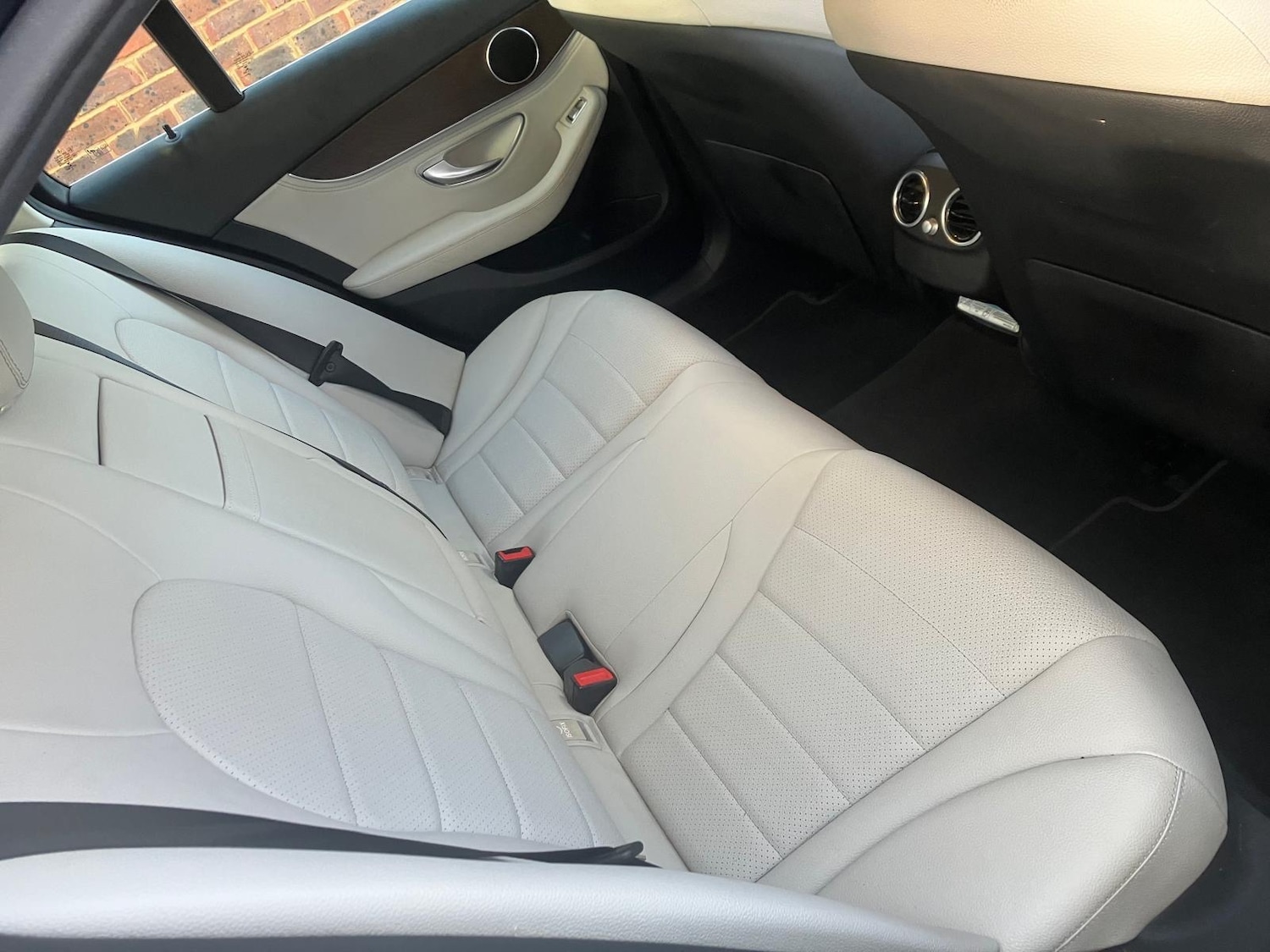 Used Mercedes-Benz C Class 2015 for sale - 76830796: Photo 7