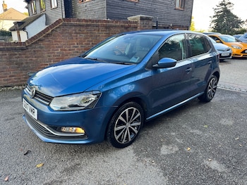 Used Volkswagen Polo 2017 for sale - 76281465: Photo