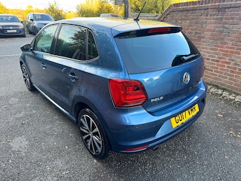 Used Volkswagen Polo 2017 for sale - 76281465: Photo