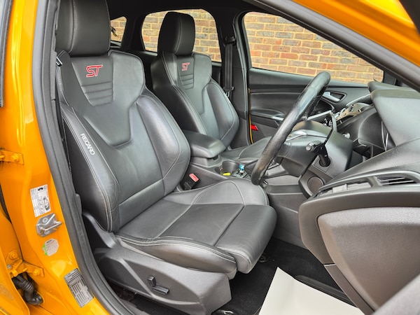 Used Ford Focus 2013 for sale - 75985011: Photo 10